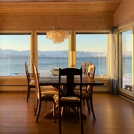 Holiday home Lovely Amidst Bustling Wildlife Vannareid