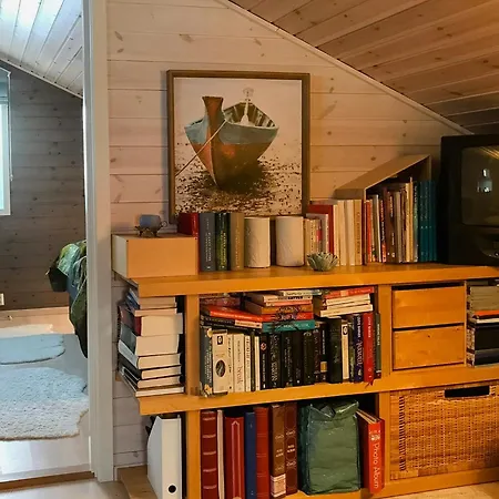 Lovely Amidst Bustling Wildlife Holiday home Vannareid