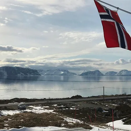 Tatil Evi Lovely Amidst Bustling Wildlife *